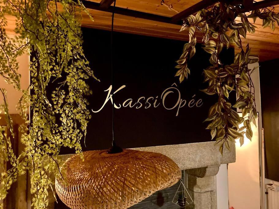 SUITE KASSIOPEE, romantisme, balnéo, sauna Quimperlé Esterno foto