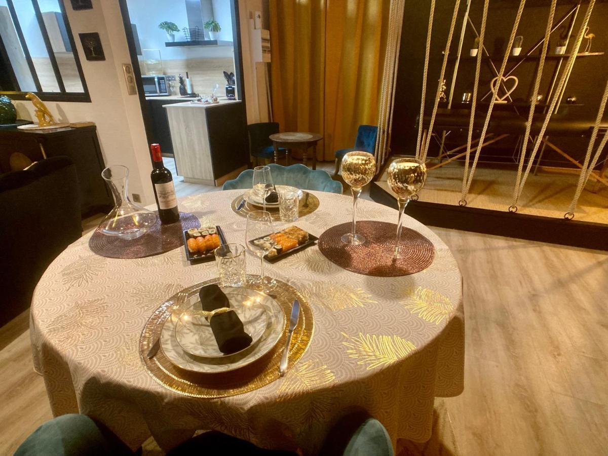 SUITE KASSIOPEE, romantisme, balnéo, sauna Quimperlé Esterno foto