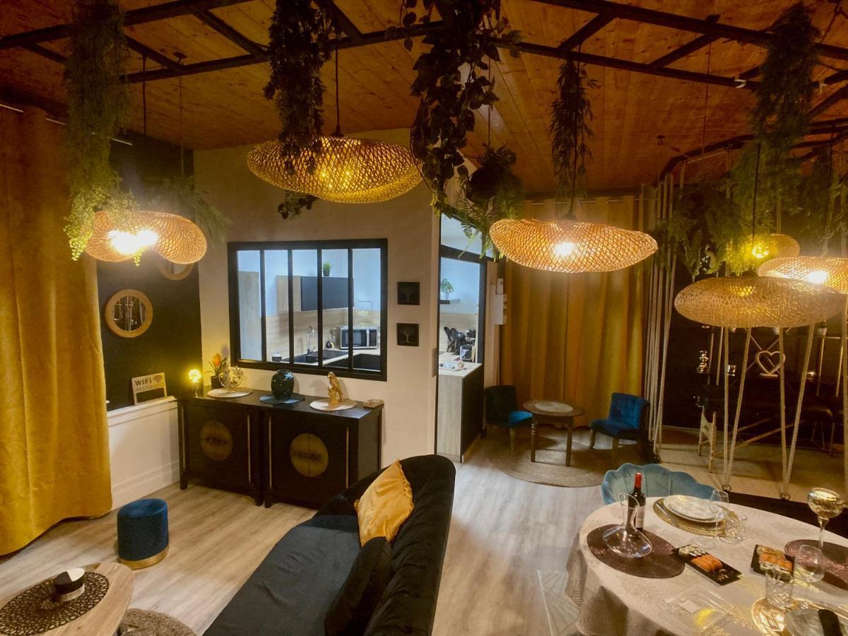 SUITE KASSIOPEE, romantisme, balnéo, sauna Quimperlé Esterno foto