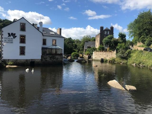 SUITE KASSIOPEE, romantisme, balnéo, sauna Quimperlé Esterno foto